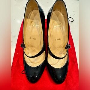 CHRISTIAN LOUBOUTIN  Black Patent Mary Jane Size: 37
